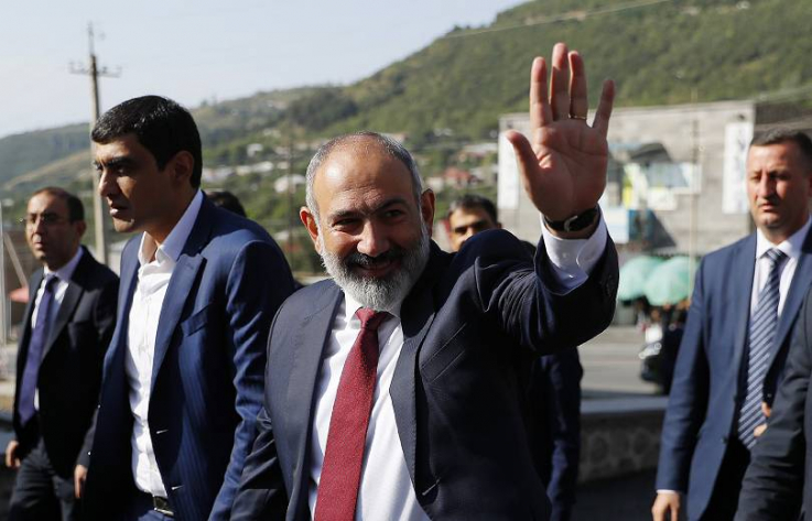 Նիկոլ Փաշինյանը Գորիսում ծանոթացել է սուբվենցիոն ծրագրերով իրականացված և ընթացքում գտնվող աշխատանքներին