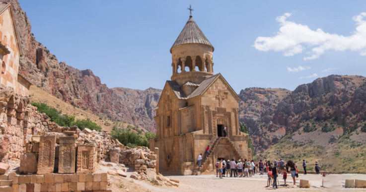 Այս տարվա օգոստոսին Հայաստան է այցելել 328 հազար զբոսաշրջիկ. սա լավագույն վիճակագրական տվյալն է նախորդ տարիների համեմատ