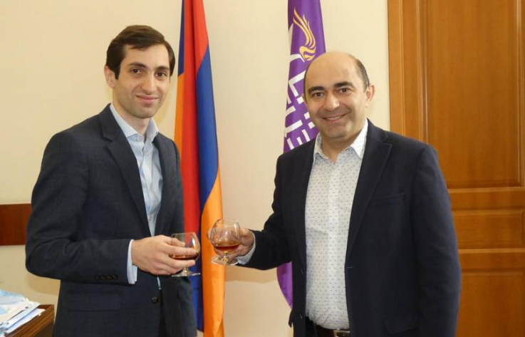 Դավիթ Խաժակյանն այլևս չի կարող ներկայացնել Երևանի բնակիչների շահերը ավագանիում, կորցրեցիք հնարավորությունը. Մարուքյան