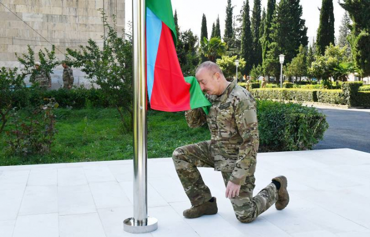 Ալիևն այցելել է Լեռնային Ղարաբաղ, Մարտակերտում տեղադրել Ադրբեջանի դրոշը