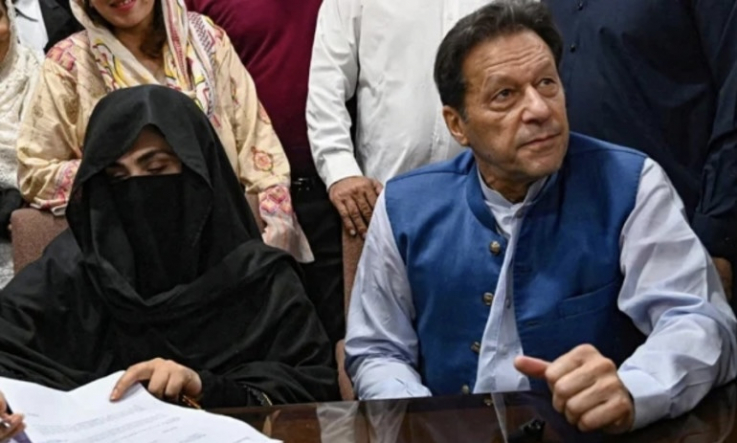 Պակիստանի նախկին վարչապետն ու նրա կինը դատապարտվել են՝ ամուսնալուծությունից հետո արագ հարսանիք կազմակերպելու համար