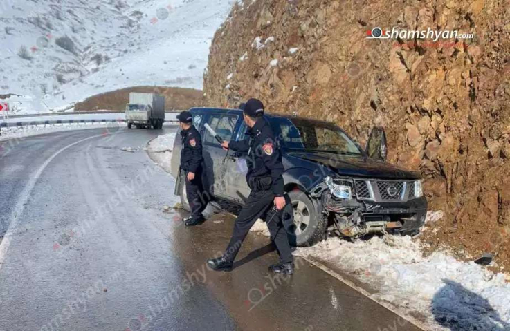 ԵՄ դիտորդների մեքենան վթարվել է. բախվել է քարերին ու շրջվել