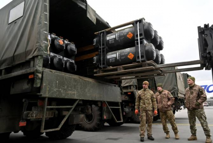 ԱՄՆ-ն պատրաստվում է Ուկրաինային 400 մլն դոլարի ռազմական օգնության փաթեթ փոխանցել