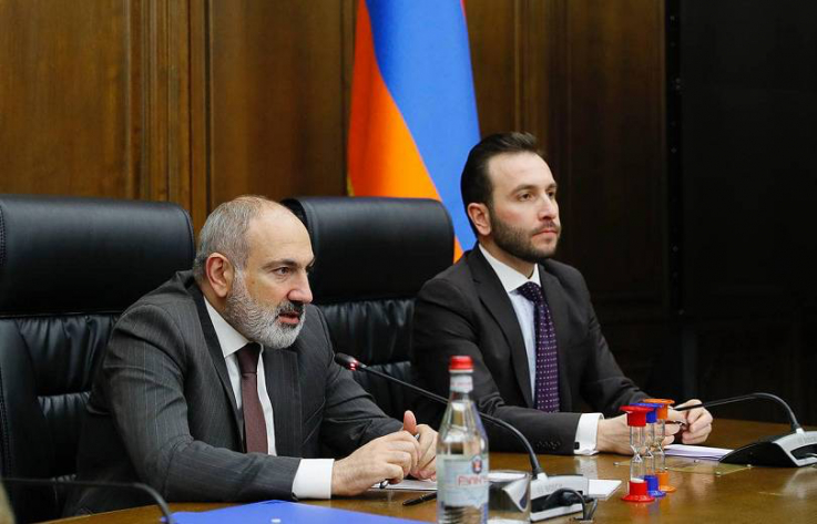 Փաշինյանը հանդիպել է ԱԺ «Քաղաքացիական պայմանագիր» խմբակցության հետ