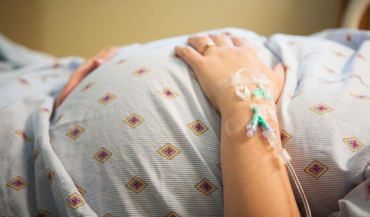 Պարզվել է 20-ամյա հղի կնոջ մահվան պատճառը, մեղադրանք է ներկայացվել ԲԿ-ի 3 բժշկի. ՔԿ
