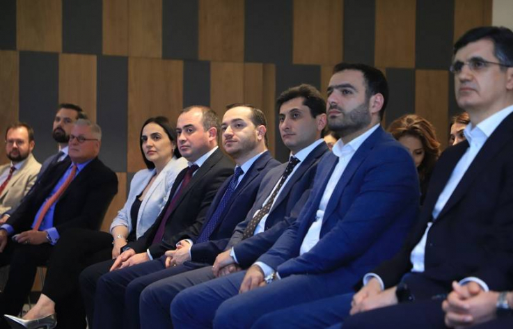 74 երկրի 3000 մասնակից. Երևանը հյուրընկալում է ՎԶԵԲ տարեկան հանդիպումը և գործարար համաժողովը