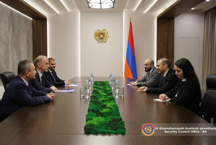 Հայաստանի ԱԽ քարտուղարն ու Բոգդան Կլիխը քննարկել են տարածաշրջանային և արտատարածաշրջանային զարգացումները