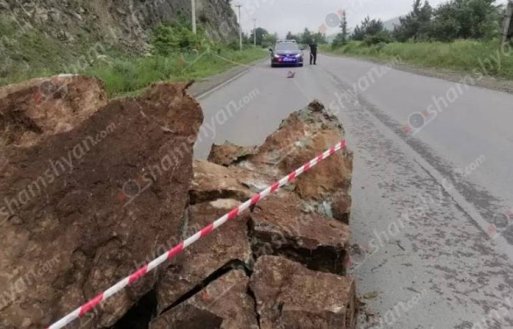 Քարաթափություն Վանաձոր-Դիլիջան ճանապարհին