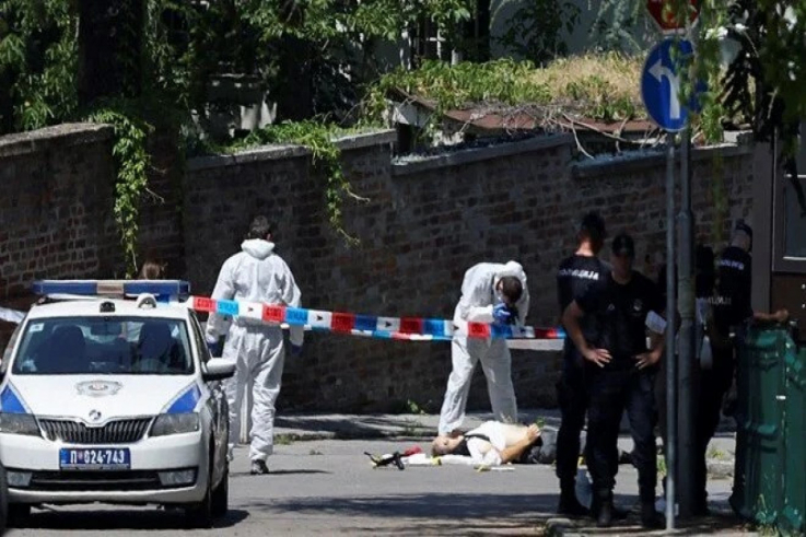 Սերբիայում անհայտ անձն արբալետով վիրավորել է ոստիկանին