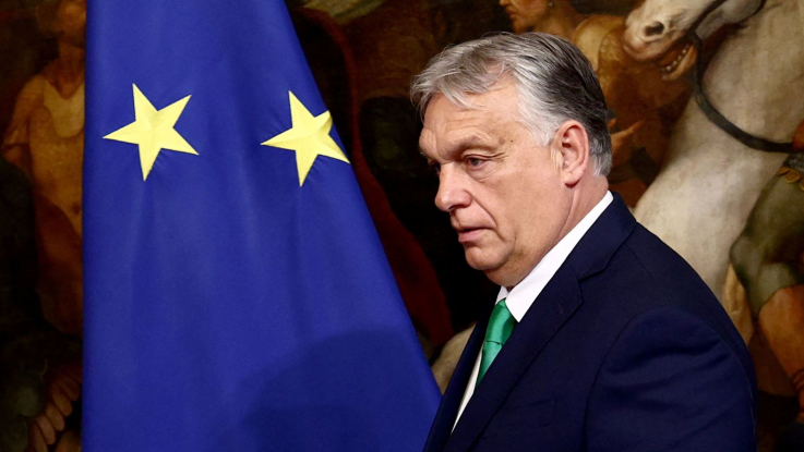 Հունգարիայի վարչապետը խորհրդանշական արարողությամբ ստանձնել է ԵՄ Խորհրդի նախագահությունը