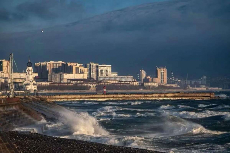 Նովոռոսիյսկում սկսվել է բորա քամին