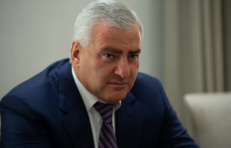 Հանրային աջակցության իմիտացիա «երիտասարդ կանանցից»․ Facebook-ում Կարապետյանին սատարող մի քանի տասնյակ կեղծ օգտահաշիվները. Fip