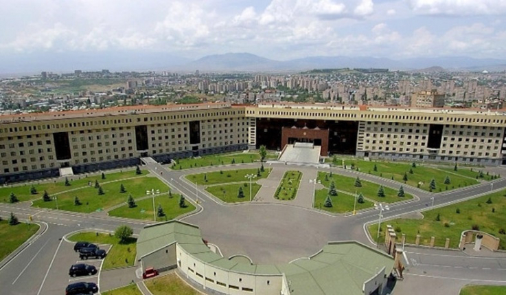 Այսօր տեղի ունեցած ՃՏՊ-ի հետևանքով զինծառայողներից որևէ մեկի կյանքին վտանգ չի սպառնում. ՊՆ