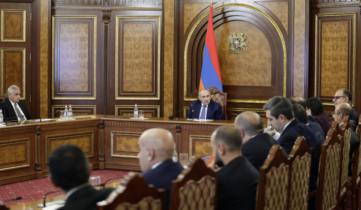 Վարչապետի գլխավորությամբ քննարկվել է փոքրաքանակ դպրոցների վերակազմակերպման ծրագիրը