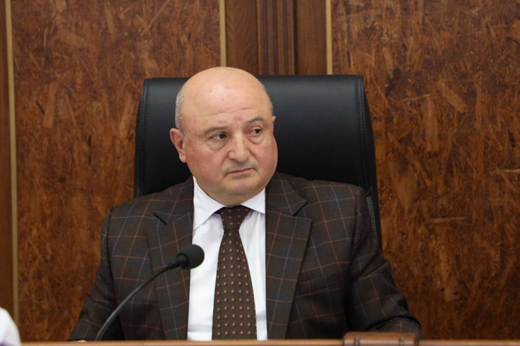 Վարդան Ղուկասյանի մասնակցությամբ ձայնագրություն է հրապարակվել․ կաշառք ստանալու և տալու մեղադրանքով 8 անձ է ձերբակալվել