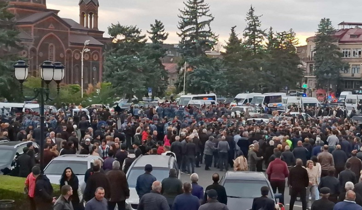 Գյումրիում անկարգությունների մասնակից 15 անձի նկատմամբ որպես խափանման միջոց կիրառվել է կալանքը. ՔԿ