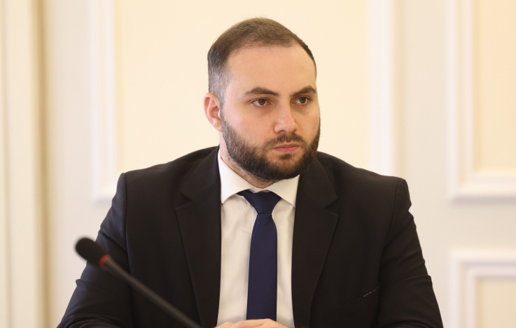 Մեղադրանքն առաջադրում են իրավապահները, իսկ պարոն Սիմոնյանը, այո՛, այդ թվում սպառնալիքների մասով է հաղորդում տվել.Մովսես Հարությունյան