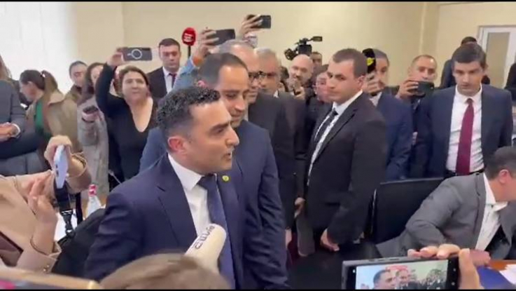 Լարված իրավիճակ ՀԵՑ-ը լիցենզիայից զրկելու նիստին