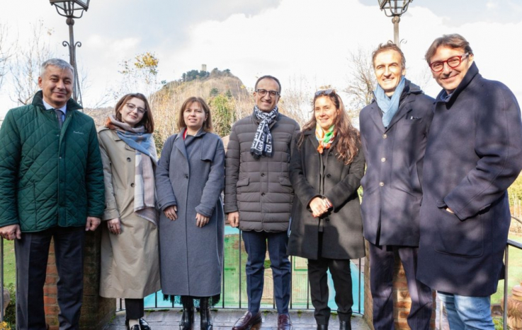 Արսեն Թորոսյանը Ալեսսանդրա Լոկատելլիի ուղեկցությամբ այցելել է հաշմանդամություն ունեցող անձանց