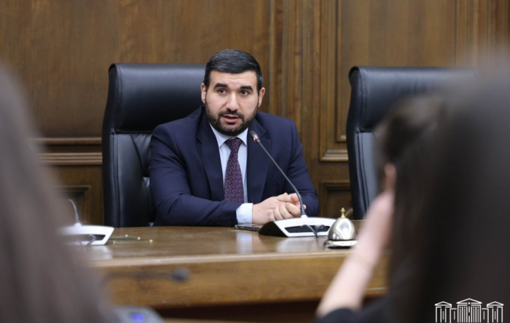 Արշակ սրբապիղծի հրահանգով որոշ հոգևորականներ սկսել են թիրախավորել 9 եպիսկոպոսին, անգամ գնացել են նրանց տներ․ Ալեքսանյան