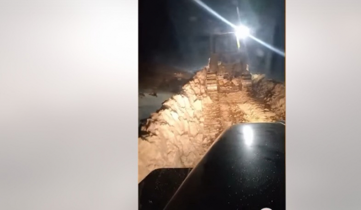 Սահմանագոտում կարևոր ճանապարհների ձնամաքրման աշխատանքները շարունակվում են շուրջօրյա ռեժիմով. ՊՆ