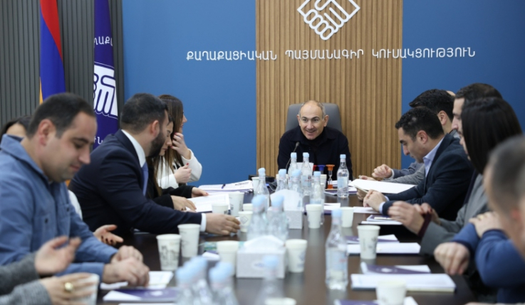 ՔՊ վարչությունը հանդիպել է համամասնական ցուցակում ընդգրկվելու հայտ ներկայացրած մի շարք կուսակցականների հետ