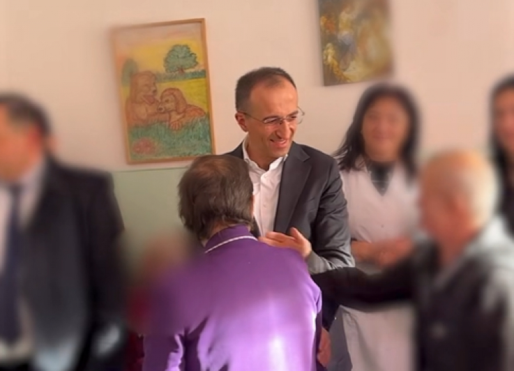 Մեր բոլոր քաղաքացիները պետք է զգան ամանորյա սերն ու ջերմությունը․ Արսեն Թորոսյան