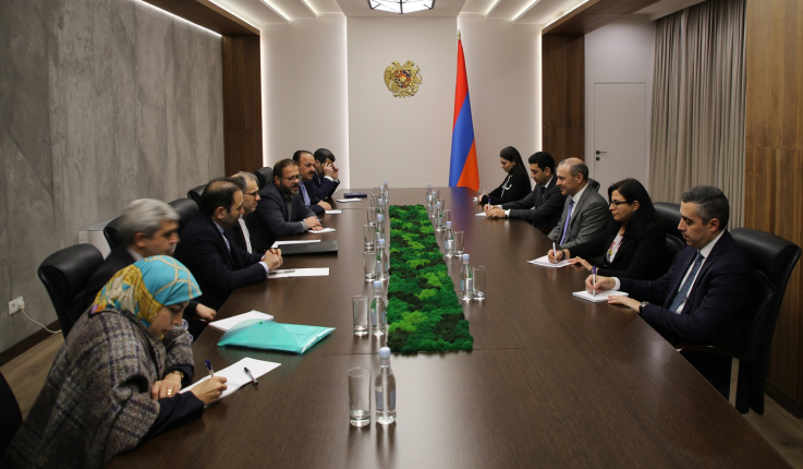 ՀՀ ԱԽ քարտուղարը և Իրանի ԱԳ փոխնախարարը քննարկել են տարածաշրջանային կապուղիների ապաշրջափակմանը վերաբերող հարցեր