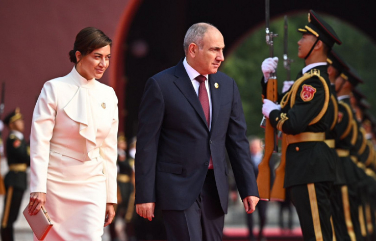 Վարչապետը բաժանվել է,թե՞ ամուսնացել