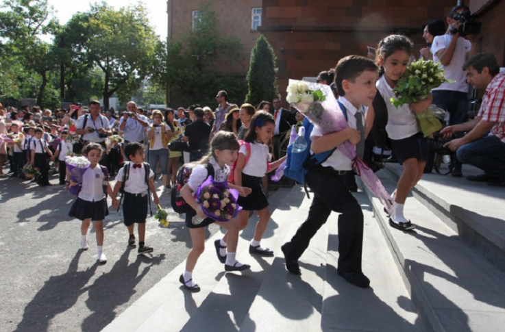 Սեպտեմբերի 1-ից առաջին դասարանները կձևավորվեն առավելագույնը 26-30 սովորողով․ հանրային քննարկում