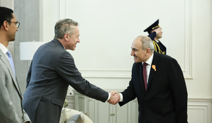 ԱՄՀ–ն պատրաստ է շարունակել գործակցությունը. վարչապետն ընդունել է Ալեքսանդր Թիմանին