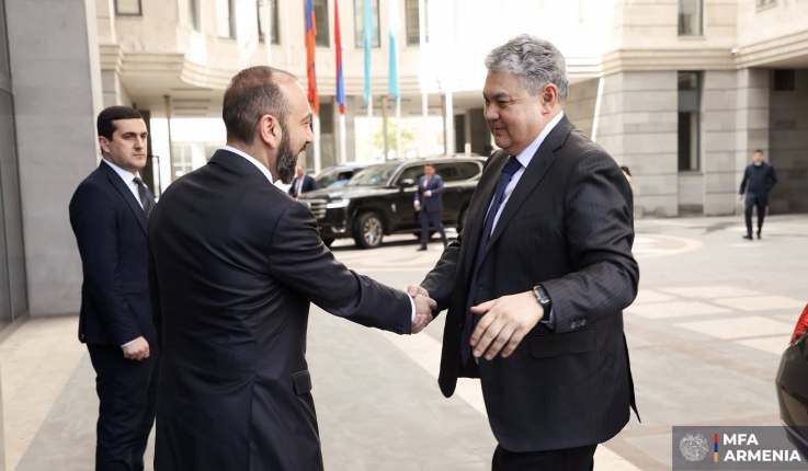 Տեղի է ունեցել Հայաստանի և Ղազախստանի ԱԳ նախարարների առանձնազրույցը