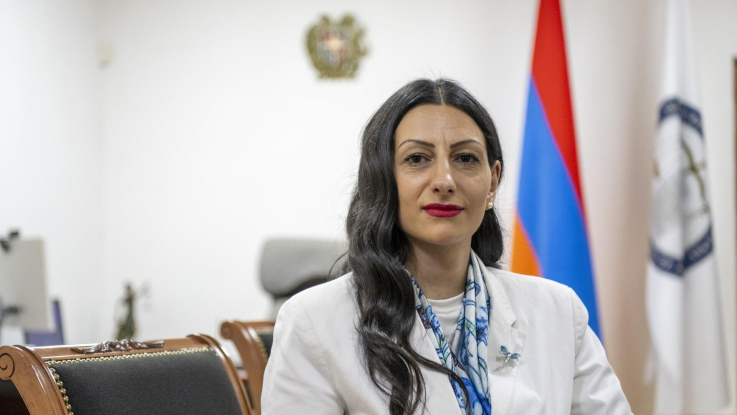 Անահիտ Մանասյանը առանձնազրույց է ունեցել հացադուլ հայտարարած Արթուր Օսիպյանի հետ